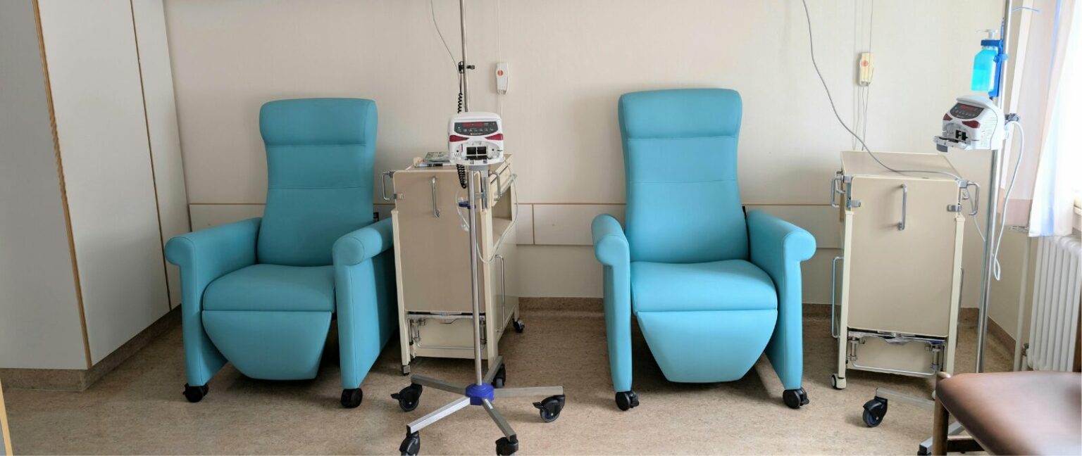 Los servicios mínimos garantizan el 100% de la asistencia en diálisis y oncología ante una huelga médica